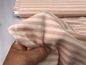 Undertøjsuld - 100% merino med smukke striber i lyserød / offwhite